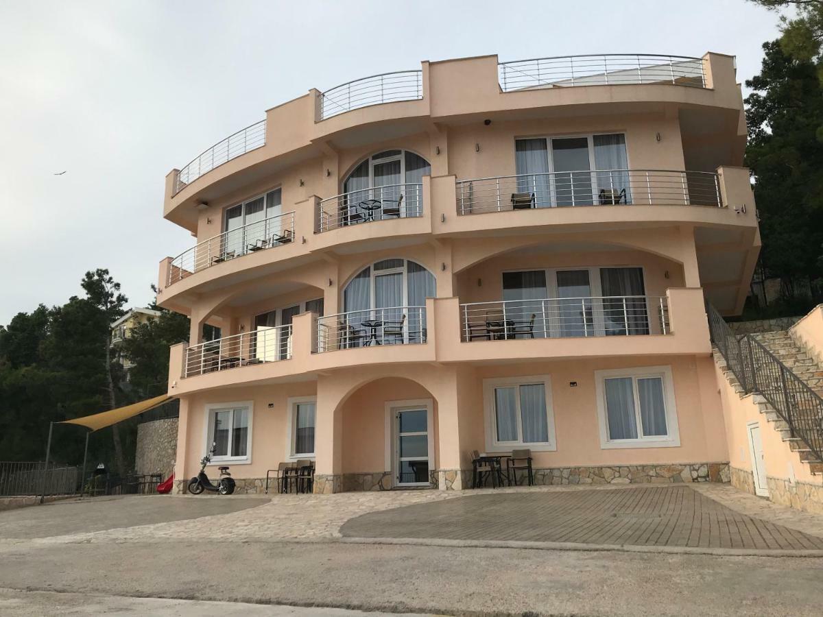 Villa Grand Bar Ngoại thất bức ảnh