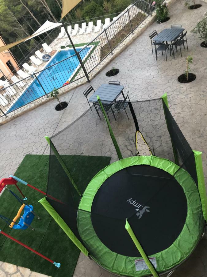 Villa Grand Bar Ngoại thất bức ảnh